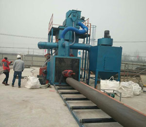 鋼結(jié)構(gòu)拋丸機(jī)，鋼管除銹設(shè)備一體機(jī)張家口調(diào)試安裝現(xiàn)場(chǎng)